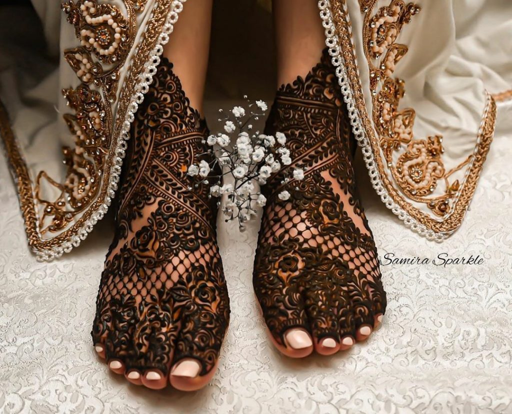 10 Rockstar Mehendi Artist You Must Follow for your henna Inspo!, Farah Sayeed 2