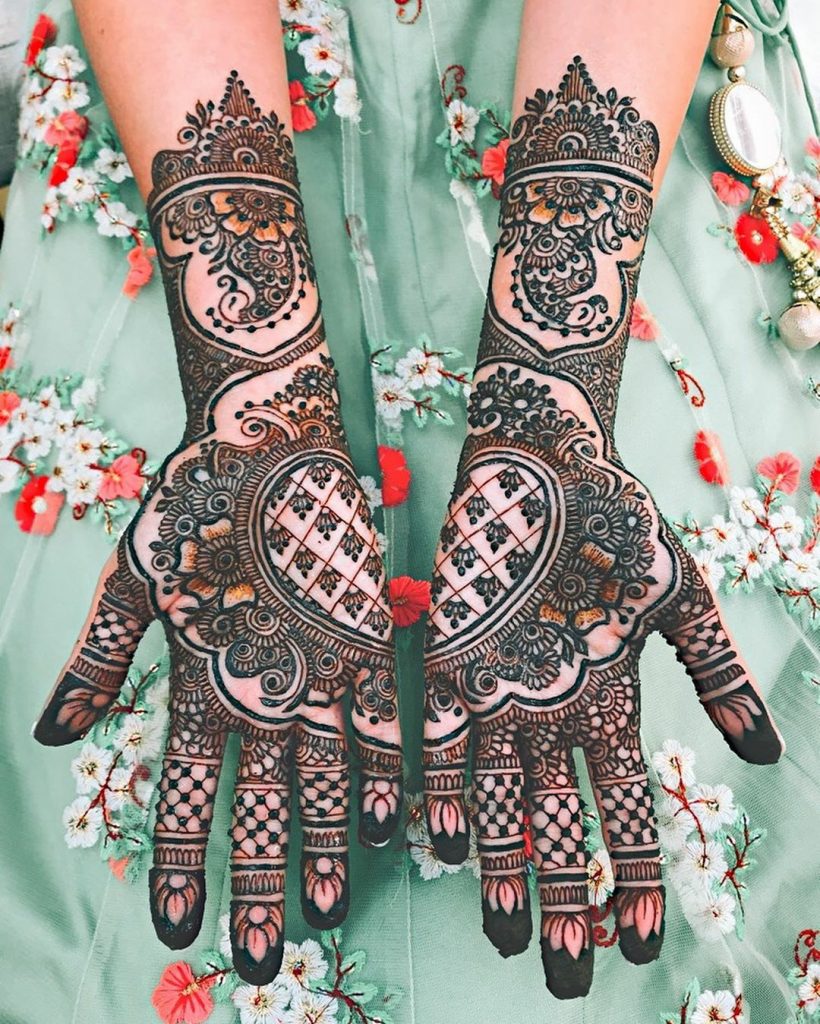 10 Rockstar Mehendi Artist You Must Follow for your henna Inspo!, Mahwish Lashari 2