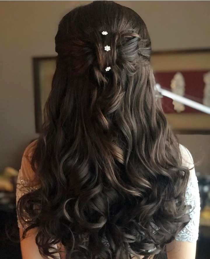 Top 13 Brilliant Asian Bridal Hairstyle Ideas For Long Hair