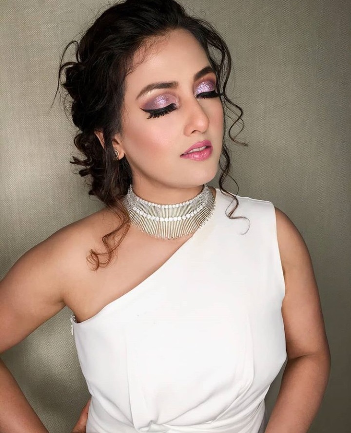 trending bridesmaid makeup
