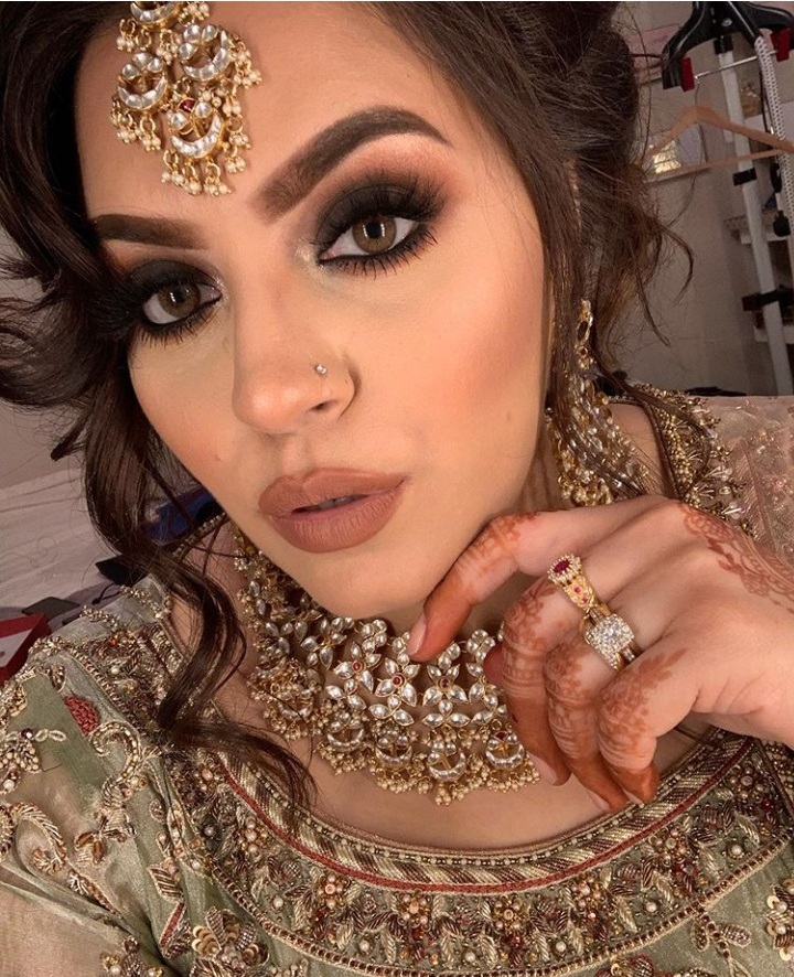 trending bridesmaid makeup