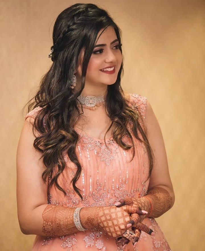 trending bridesmaid makeup