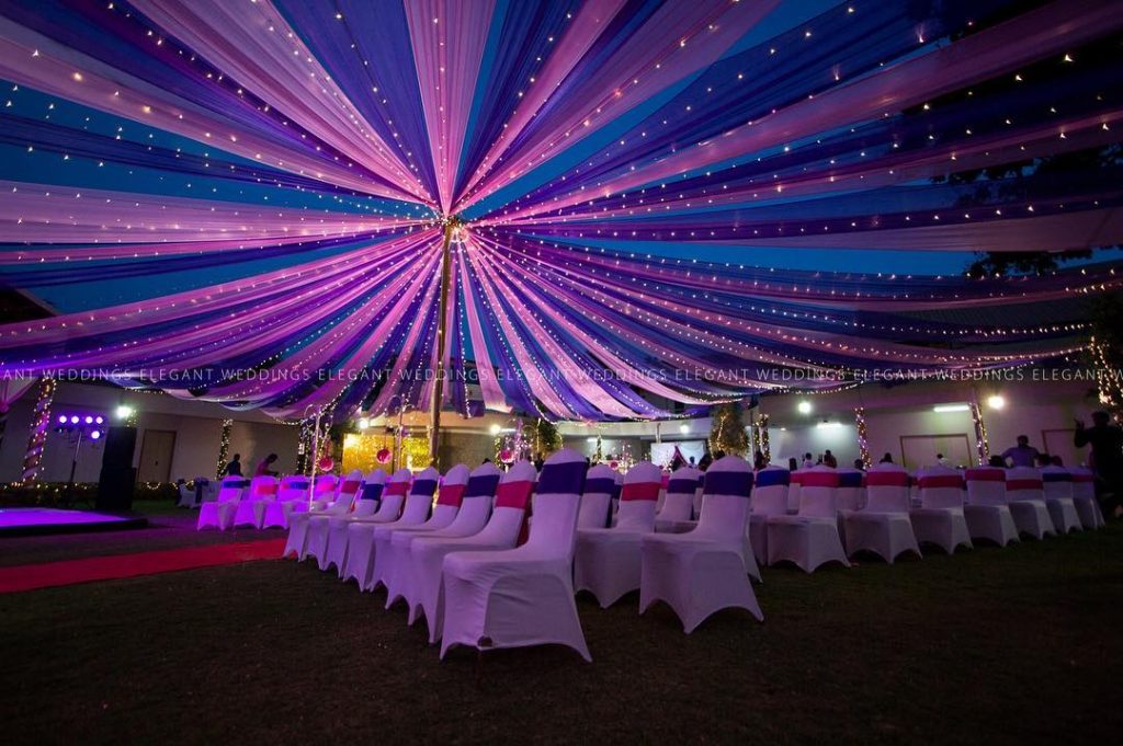 22 Mesmerising & Unique Ceiling Decor Ideas for Wedding Venue, 1 234