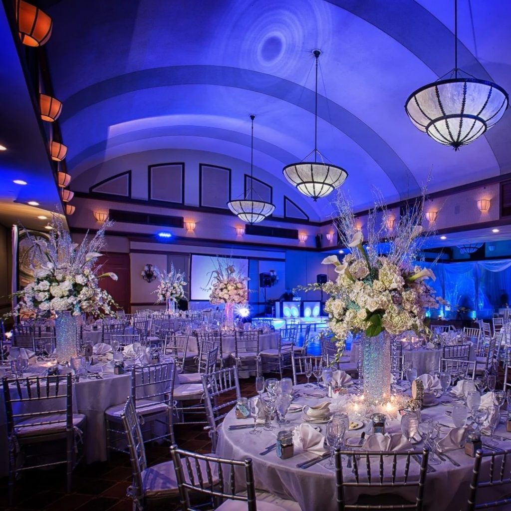 Handpicked Wedding Centerpieces to add that Extra Flair to your Table Decoration, 1 94