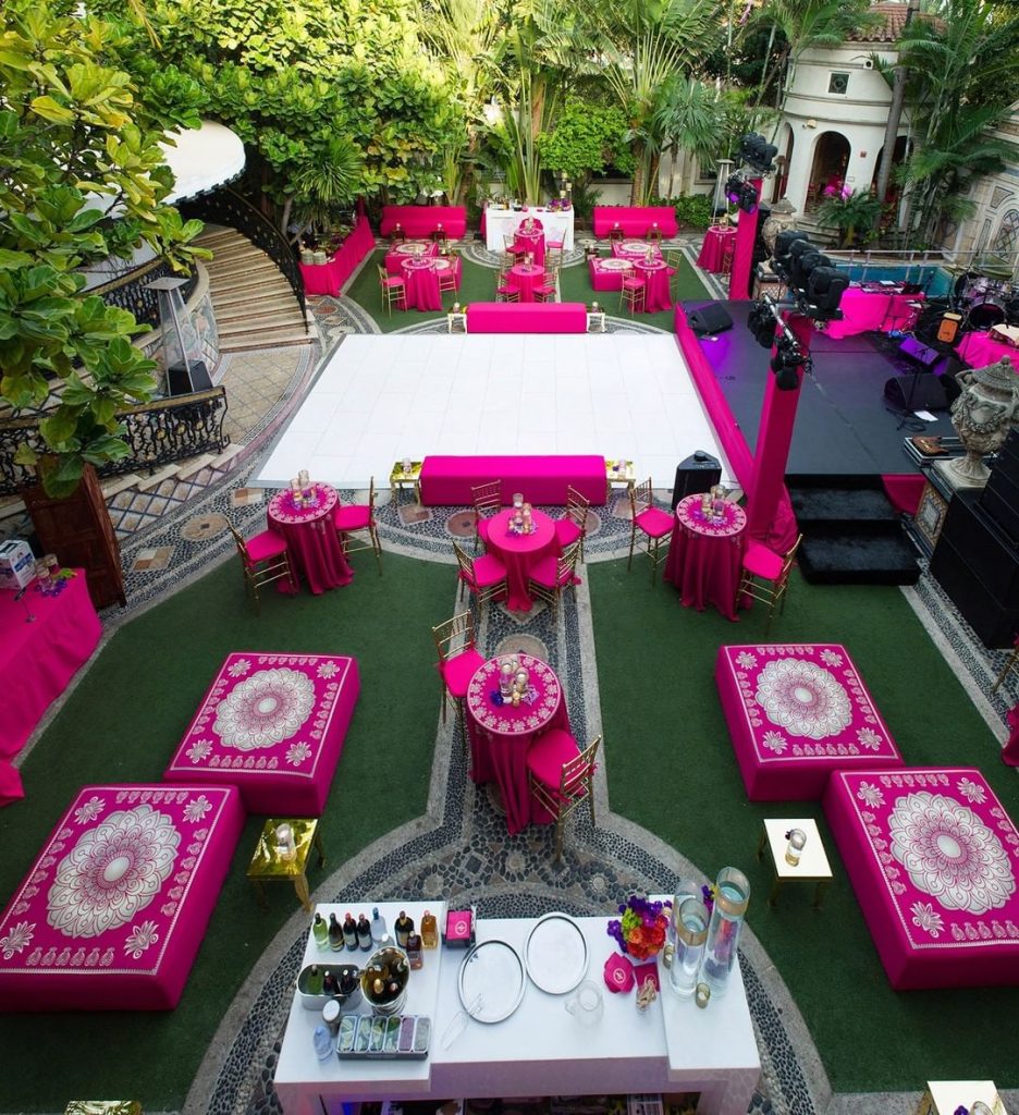 20 Unique and Quirky Wedding Bar Decor Ideas for Ritzy Cocktail Party, m 11