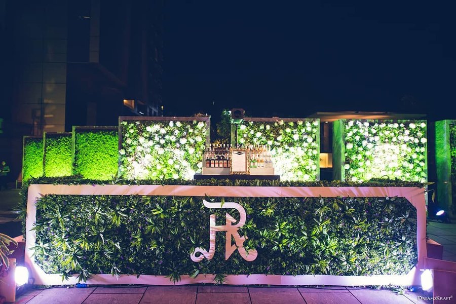 20 Unique and Quirky Wedding Bar Decor Ideas for Ritzy Cocktail Party, m 24