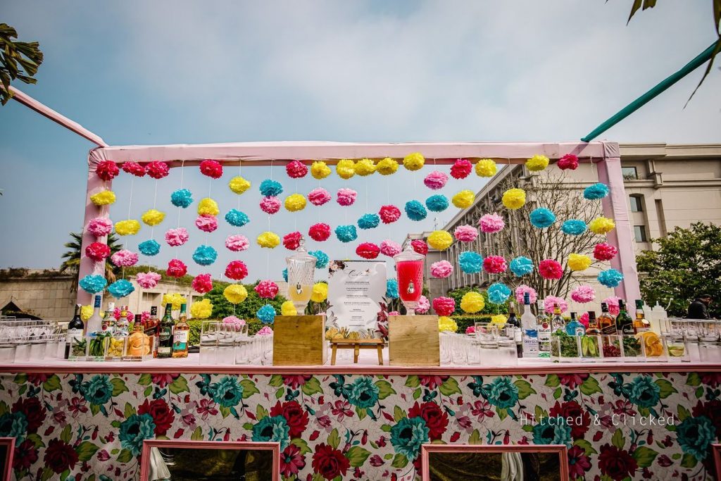 20 Unique and Quirky Wedding Bar Decor Ideas for Ritzy Cocktail Party, m 25
