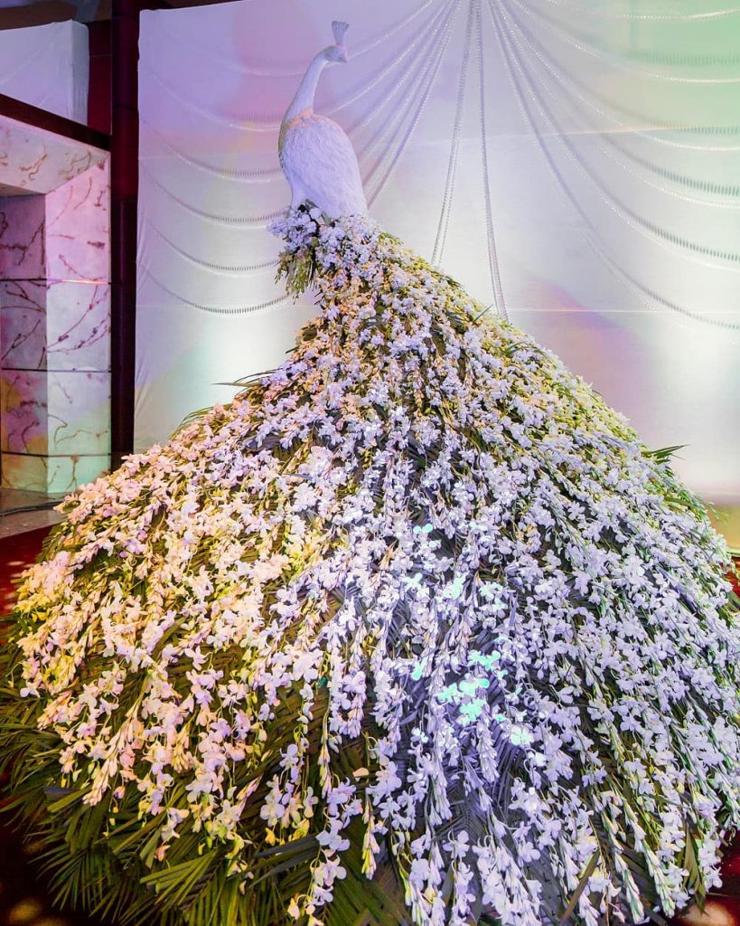 Beautify your Wedding with Fancy and Floral Peacock Decor, m 55