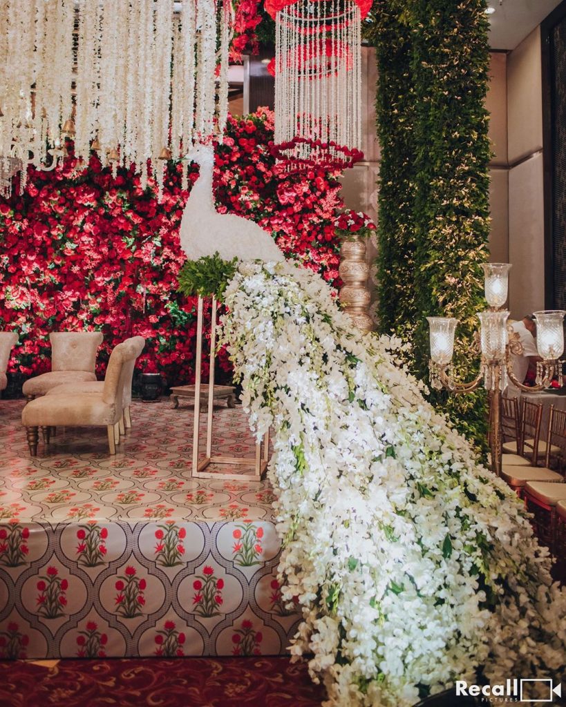 Beautify your Wedding with Fancy and Floral Peacock Decor, m 61