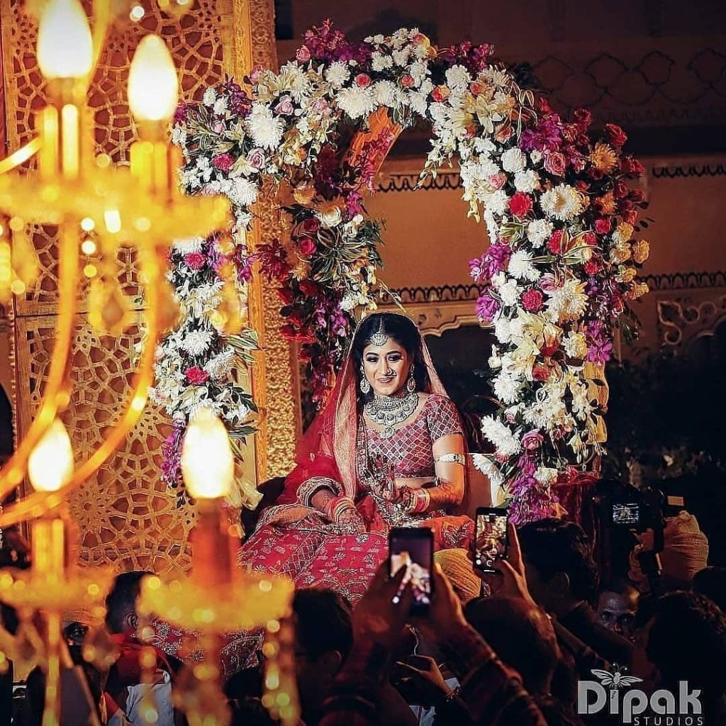 Top 11 Trending Quirky Bridal Entry Ideas For A Shandaar Entry, setmywed setmywed 16068283610121