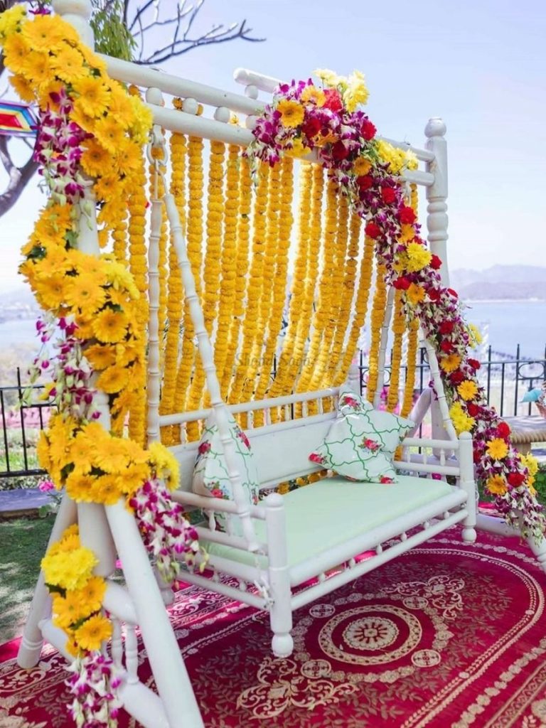 Trendy Outdoor Mehendi Seating Ideas for Brides, Jhoola Decor Ideas Intimate Wedding Decor Outdoor Decor Ideas Indian Weddings