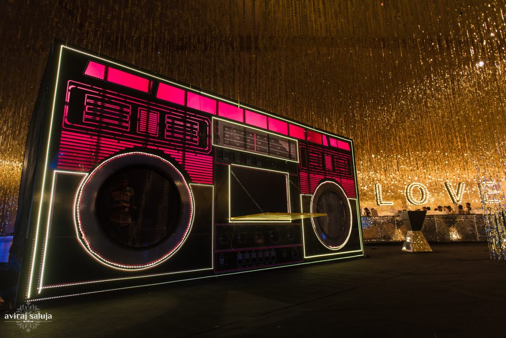 Striking Cocktail Decor Ideas That We Spotted For Your Wedding, 15B Boombox Hazoorilal Cocktail Decor Rani Pink Love
