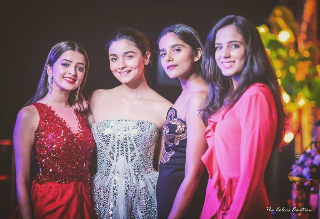 These Bridesmaid Looks From Alia Bhatt Are an Absolute Steal, 26282150 154942965157211 5731900689945198592 n