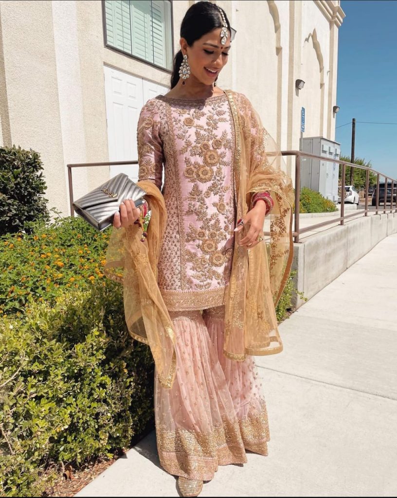 Mehndi Outfit